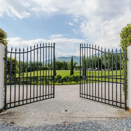 Pennecchio * ルッカ