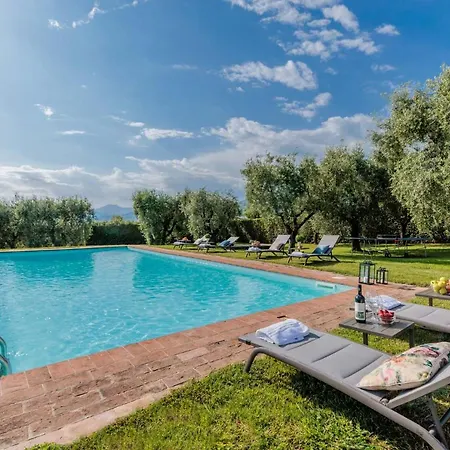 ヴィラ Pennecchio *