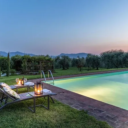 Pennecchio ルッカ